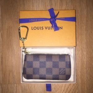 LV key pouch